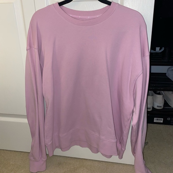 TNA crewneck. Worn a few times. - Picture 1 of 2